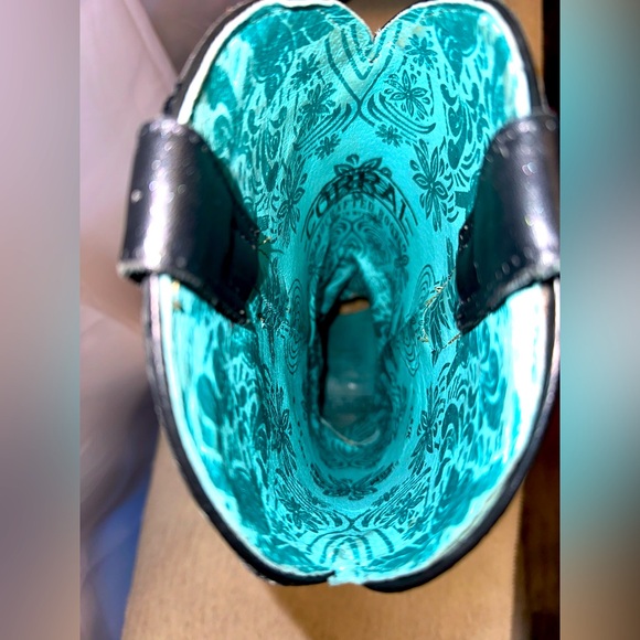 SOLD - Corral Women’s Floral Inlay Western Boots-Snip Toe - Picture 9 of 11